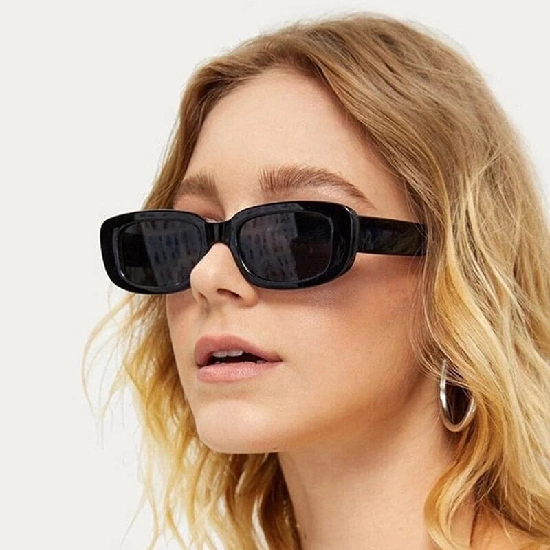 New Fashion Summer Vintage Small Square Frame Sunglasses UV400 For Women Retro Punk Rectangle Sun Glasses Eyewear Sun Shades 0 Bom Óculos 